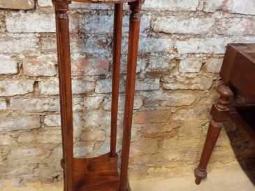 Élégante sellette en bois marqueté